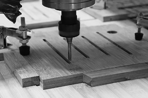 เครื่องมือประเภทใดที่จำเป็นสำหรับเราเตอร์ CNC?