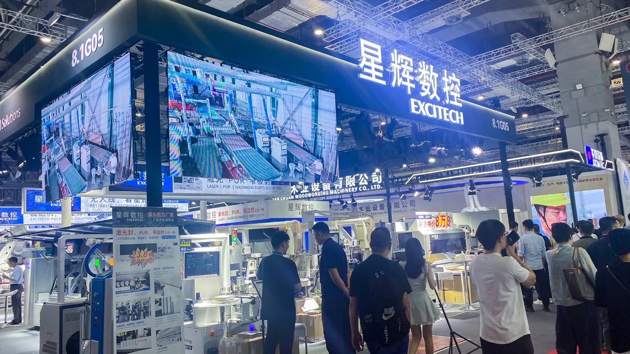 EXCITECH ที่งาน China International Furniture Machinery งานเครื่องจักรงานไม้ (เซี่ยงไฮ้)